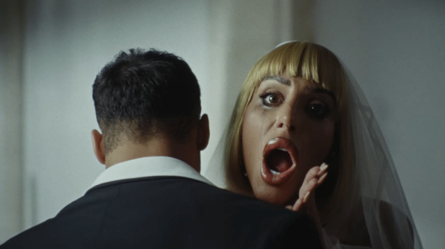 נסרין קדרי בקליפ "דרדלה" (צילום: צילום מסך יוטיוב)