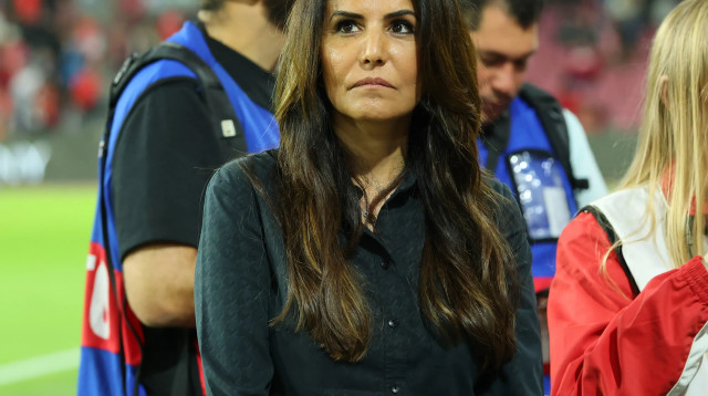 אלונה ברקת בעלים הפועל באר שבע (צילום: אודי ציטיאט)