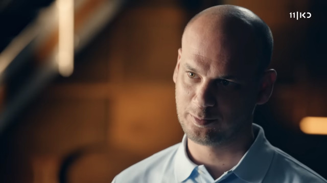 אלי פלדשטיין מתראיין לתוכנית "יהיה טוב" עם עמרי אסנהיים בכאן 11 (צילום: צילום מסך כאן 11)