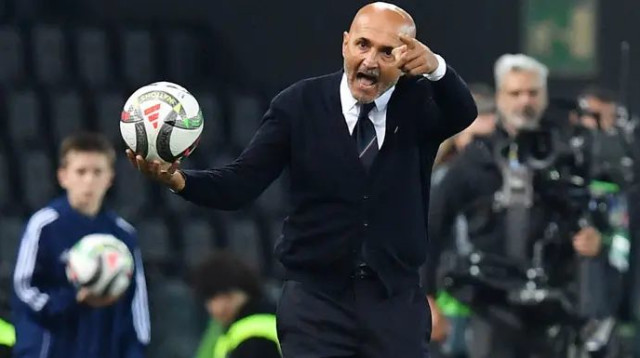 ספאלטי מאמן יובנטוס (צילום: רויטרס)