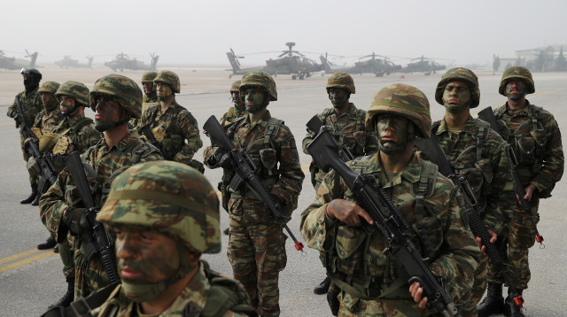 חיילים מצבא יוון (צילום: רויטרס)