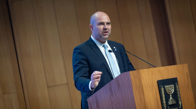יו"ר הכנסת אמיר אוחנה (צילום: יונתן זינדל, פלאש 90)