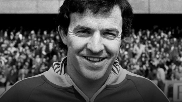 ג'ון רוברטסון (צילום: אתר רשמי, נוטינגהאם פורסט)