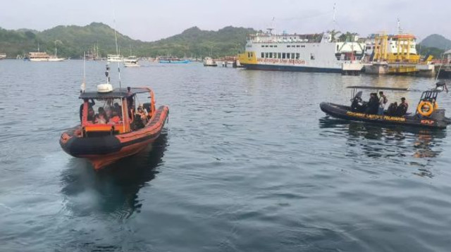 צוותי החילוץ באינדונזיה (צילום: צילום מסך, X (טוויטר))