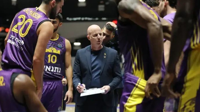 מעמדו לא בסכנה – כרגע. פרנקו (צילום: אתר רשמי, פיב"א, ליגת האלופות)