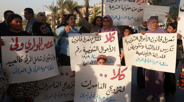 מחאת נשים בעיראק נגד נישואי קטינות (צילום: רויטרס)