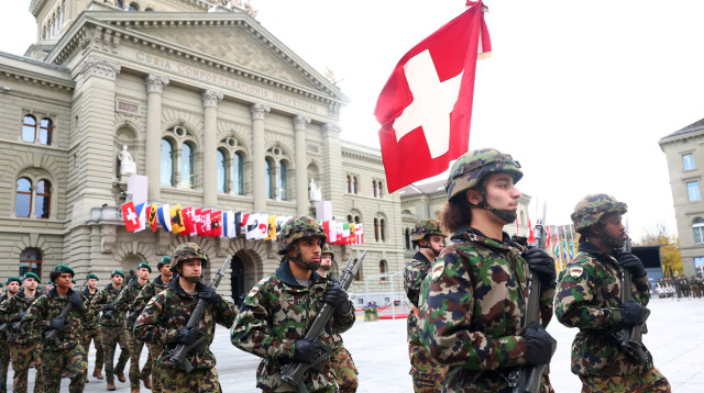 צבא שוויץ צבא שוויצרי (צילום: רויטרס)