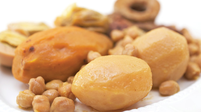 חמין לשבת (צילום: פסקל פרץ-רובין)