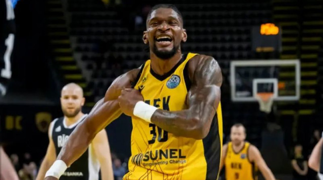 כריס סילבה, א.א.ק. אתונה (צילום: צילום מסך, אתר FIBA)