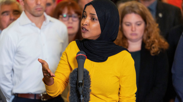 חברת הקונגרס מטעם הדמוקרטים אילהאן עומאר (צילום: רויטרס)