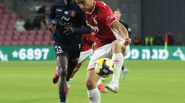 דן ביטון, שחקן הפועל באר שבע (צילום: דני מרון)