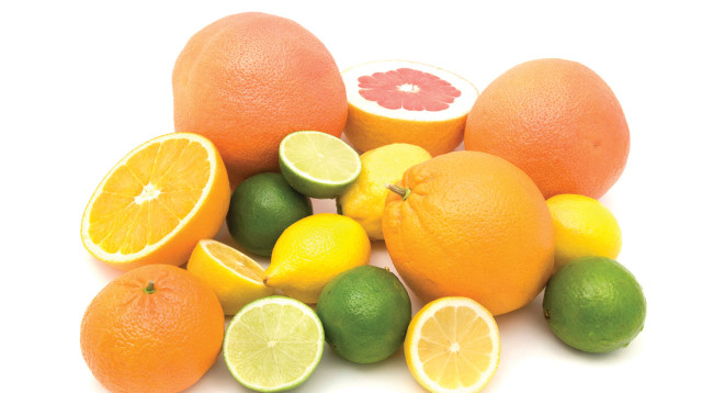 פירות הדר (צילום: אינג'אימג')