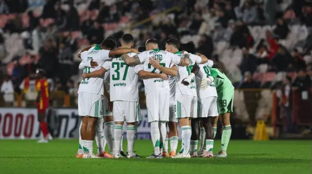 שחקני מכבי חיפה (צילום: לירון מולדובן)