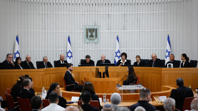 שופטי בית המשפט העליון (צילום: יונתן זינדל פלאש 90)