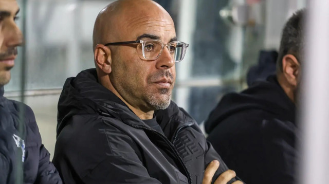 אדהם האדיה מאמן מכבי בני ריינה (צילום: קובי אליהו)