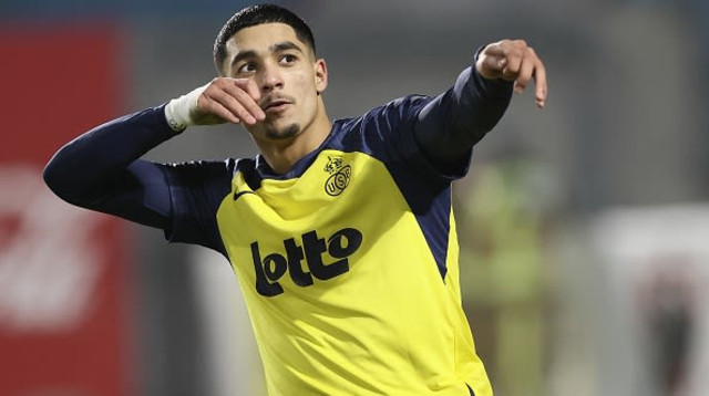 ענאן חלאילי חוגג (צילום: Getty images)