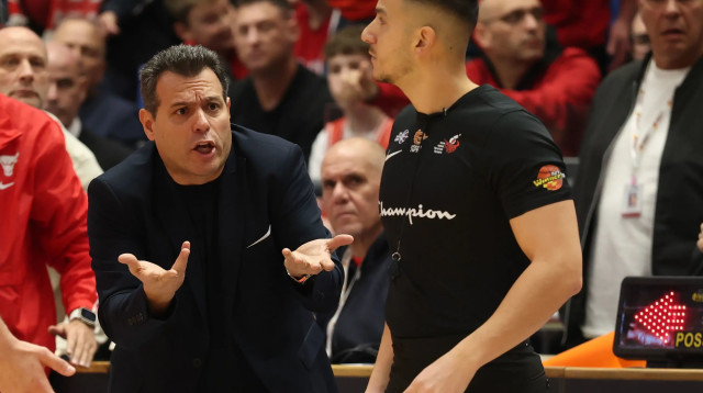 דימטריס איטודיס, הפועל תל אביב (צילום: דני מרון)