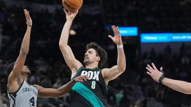 כוכב. אבדיה (צילום: רויטרס)