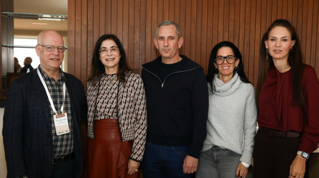 יפעת אורון, יסמין לוקץ', דניאל הגרי, דפנה מיתר–נחמד ואריאל פורת (צילום: יעל צור)