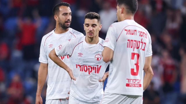 דן ביטון, אליאל פרץ שחקני הפועל באר שבע (צילום: מאור אלקסלסי)