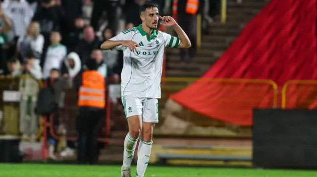 "צריך להוכיח שאני ראוי להיות כאן". דולב חזיזה (צילום: לירון מולדובן)