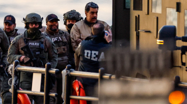 ניקולס מדורו בדרכו אל בית המשפט במנהטן (צילום: רויטרס)