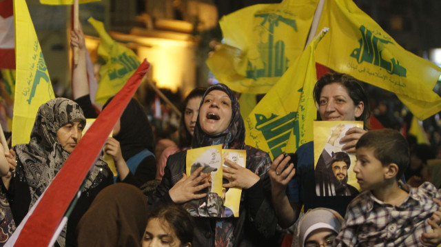 תומכי חיזבאללה (צילום: רויטרס)