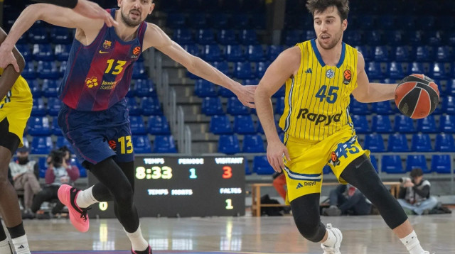 תמיר בלאט, מכבי תל אביב (צילום: אתר רשמי, אלעד גולדשטיין, מכבי Rapyd תל אביב)