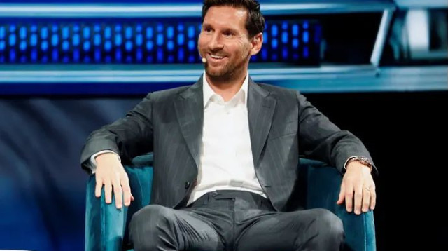 ליאו מסי באירוע החגיגי בו קיבל את מפתח העיר (צילום: רויטרס)