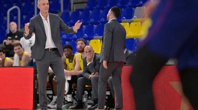 "לא לומדים את הלקח". קטש אחרי ההפסד בברצלונה (צילום: GettyImages, MANAURE QUINTERO / AFP)