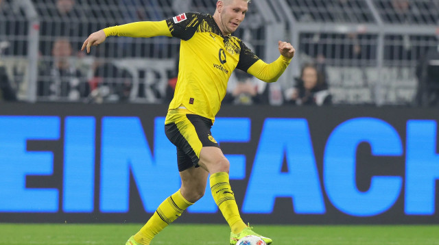 שחקן בורוסיה דורטמונד, ניקלאס זולה (צילום: GettyImages, Ralf Ibing - firo sportphoto)