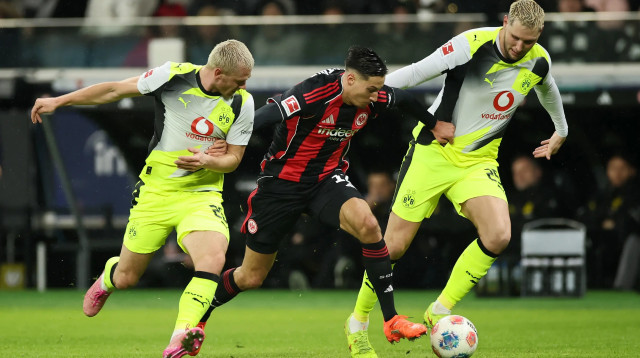 שחקני דורטמונד, שחקני פרנקפורט (צילום: GettyImages, Alex Grimm)