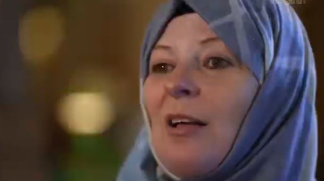 לורן בות', גיסתו של ראש ממשלת בריטניה לשעבר טוני בלייר (צילום: צילום מסך)