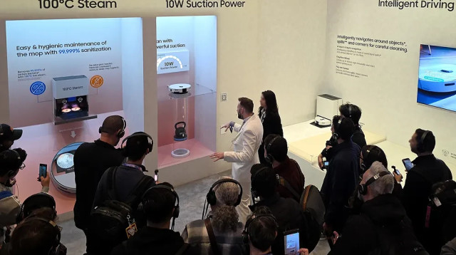 סמסונג Bespoke AI Jet Bot Steam Ultra (צילום: יחצ)