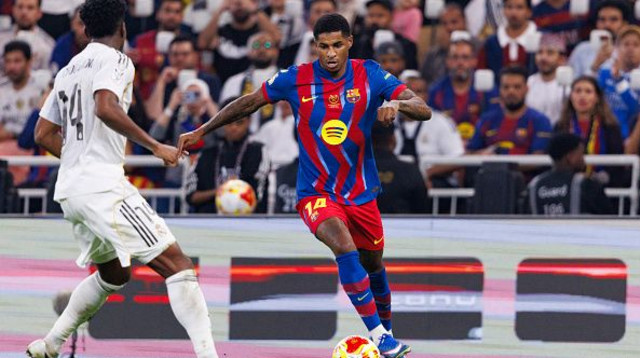 מרכוס רשפורד במדי ברצלונה מול ריאל בגמר הסופר קופה (צילום: Eurasia Sport Images)