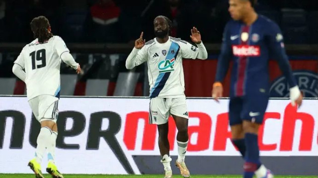 איזה ניצחון! איקונה חוגג (צילום: רויטרס)