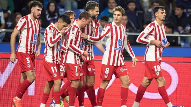 הכריע. גריזמן חוגג עם החברים (צילום: GettyImages, Jose Manuel Alvarez Rey)