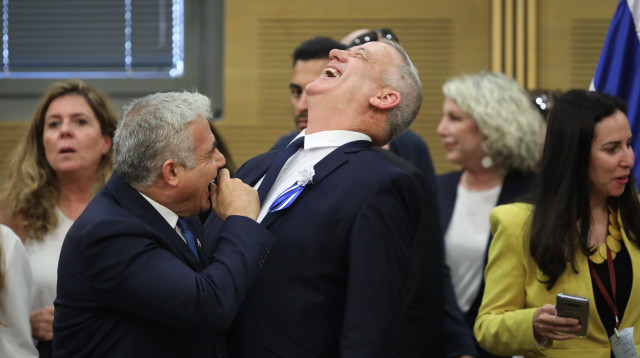 בני גנץ ויאיר לפיד (צילום: נועם רבקין פנטון פלאש 90)