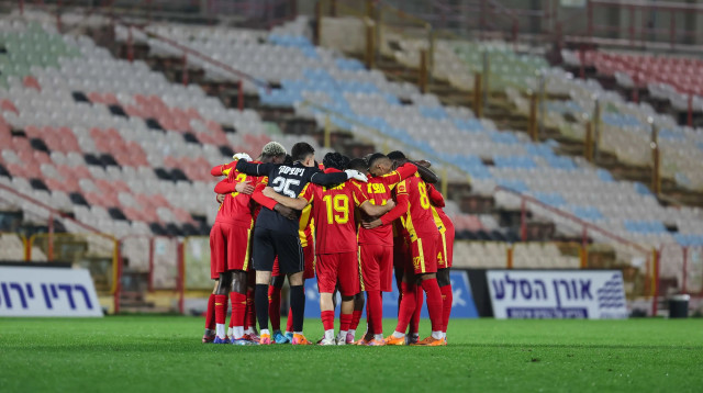 שחקני מ.ס. אשדוד (צילום: לירון מולדובן)