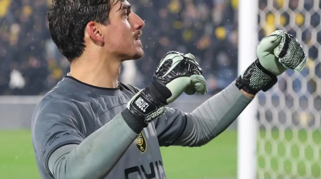 שוער בית"ר ירושלים, מיגל סילבה (צילום: אודי ציטיאט)