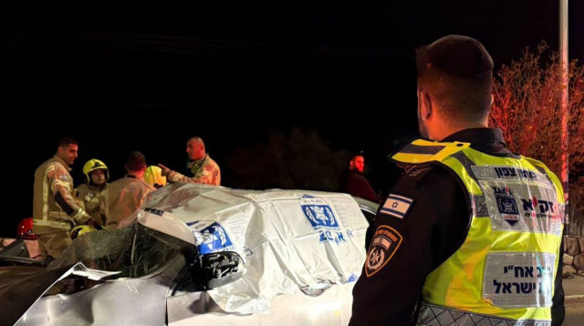 זירת תאונת הדרכים הקשה בה נהרג ילד בן 14 (צילום: זק"א)