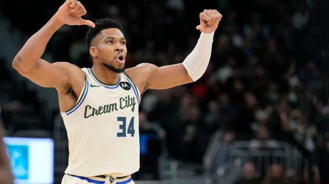 יאניס אנטטוקומפו, שחקן מילווקי באקס (צילום: GettyImages, Patrick McDermott)