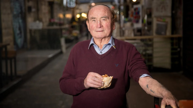 דוד לייטנר ז"ל. ציין את הניצחון על הנאצים עם מנת פלאפל (צילום: יונתן זינדל פלאש 90)