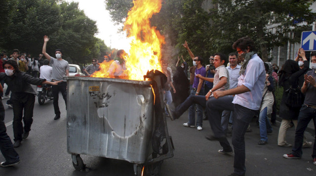 מחאות באיראן (צילום: רויטרס)