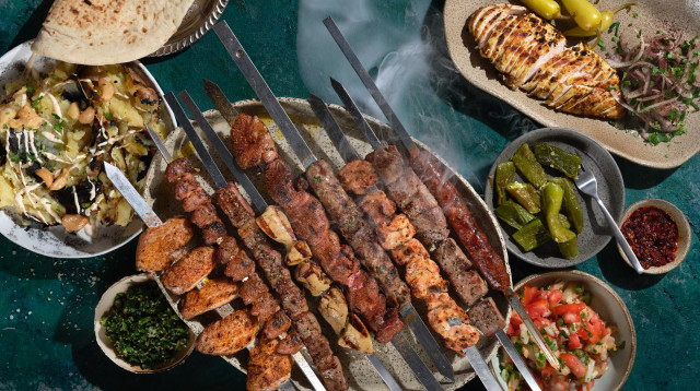 המסעדה "מנגל" (צילום: אנטולי מיכאלו)