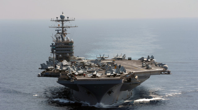  נושאת מטוסים אברהם לינקולן (צילום: רויטרס)
