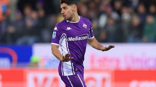 מנור סולומון שחקן פיורנטינה (צילום: אימג'בנק  GettyImages, Gabriele Maltinti)