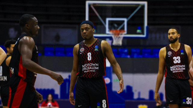 קסיוס ווינסטון, הפועל ירושלים (צילום: אתר רשמי, מיכל בן גיגי, הפועל מידטאון ירושלים)