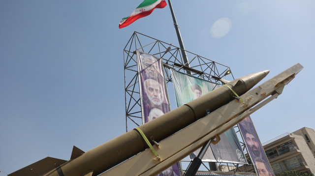 תערוכת נשק באיראן (צילום: רויטרס)