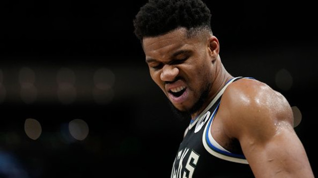 יאניס אנטטוקומפו (צילום: Getty images)